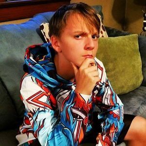 Meet your Posher, Connor